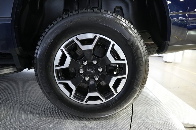 2023 Ford F-150 Lightning — photo 11 of 15