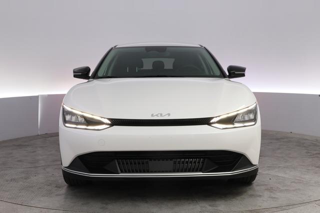 2024 Kia EV6 — photo 9 of 22