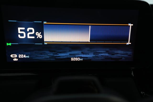 2024 Chevrolet Silverado EV — photo 5 of 18