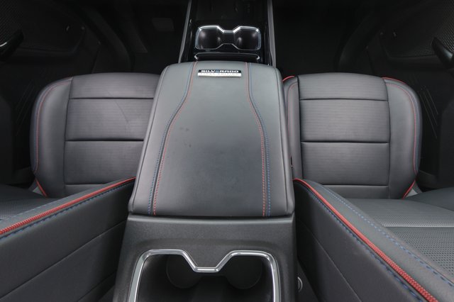 2024 Chevrolet Silverado EV — photo 16 of 18