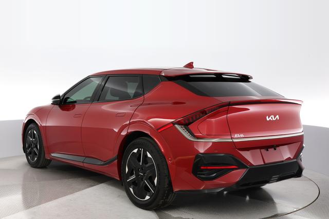 2025 Kia EV6 — photo 10 of 22