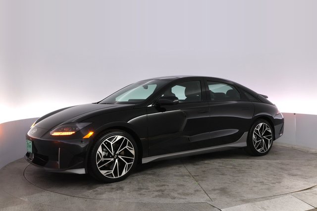 2024 Hyundai IONIQ 6 — photo 14 of 24