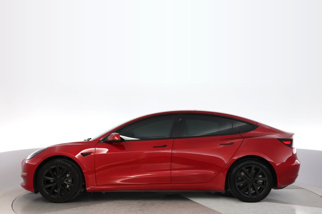 2022 Tesla Model 3 — photo 12 of 22