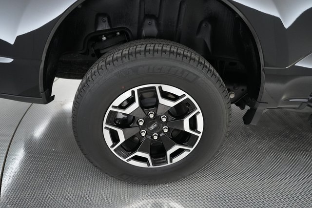 2023 Ford F-150 Lightning — photo 10 of 15