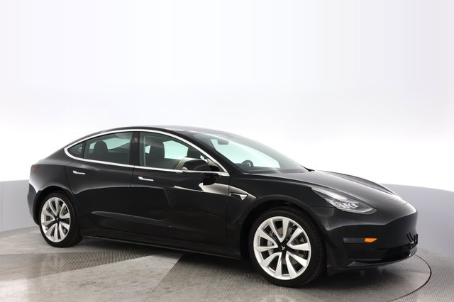 2019 Tesla Model 3 — photo 11 of 24