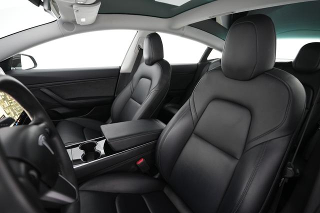 2019 Tesla Model 3 — photo 3 of 24