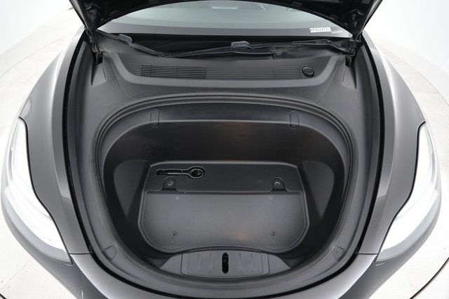 2019 Tesla Model 3 — photo 23 of 24