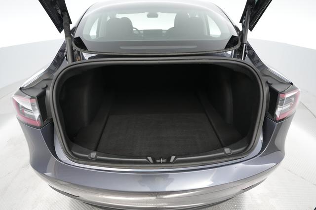 2023 Tesla Model 3 — photo 6 of 24