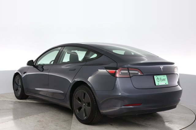 2023 Tesla Model 3 — photo 13 of 24