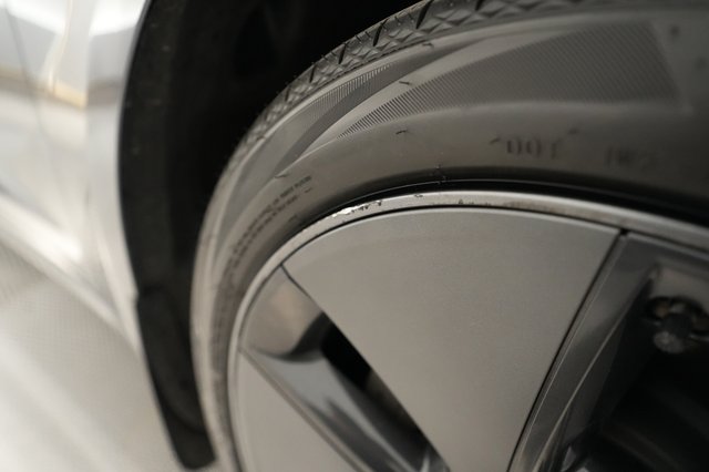 2023 Tesla Model 3 — photo 25 of 26