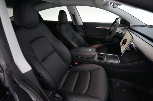 2023 Tesla Model 3 — photo 16 of 26