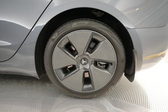 2023 Tesla Model 3 — photo 14 of 26