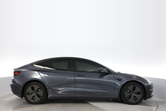 2023 Tesla Model 3 — photo 10 of 26