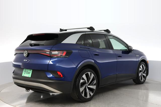 2021 Volkswagen ID.4 — photo 2 of 21