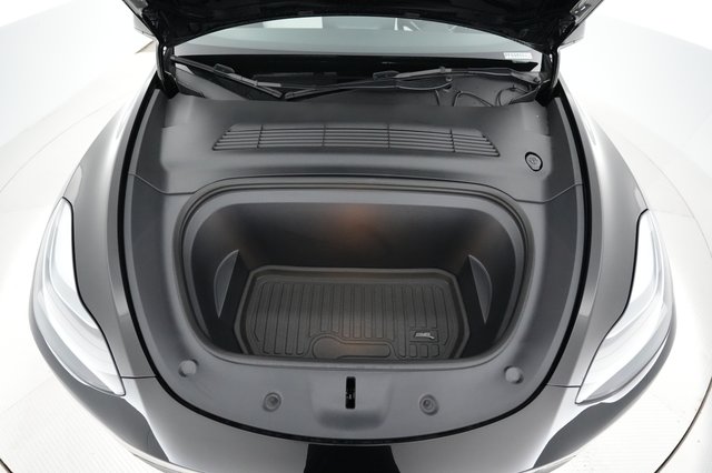 2023 Tesla Model Y — photo 20 of 21