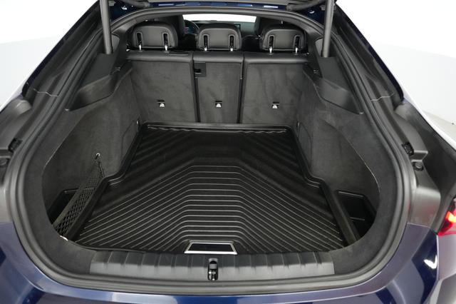 2023 BMW i4 — photo 6 of 26