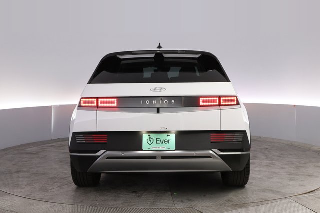 2024 Hyundai IONIQ 5 — photo 12 of 26