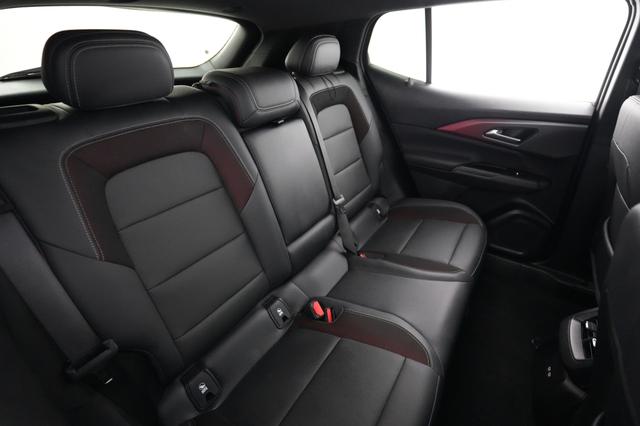 2024 Chevrolet Equinox EV — photo 4 of 22