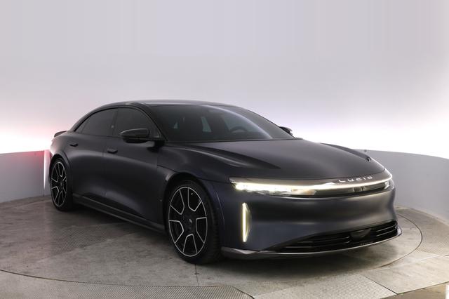 2025 Lucid Air — photo 10 of 21