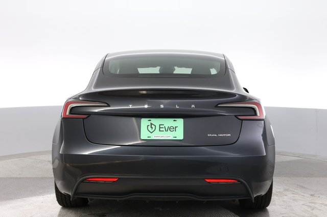 2024 Tesla Model 3 — photo 12 of 24