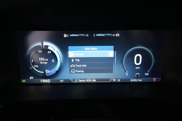 2023 Ford F-150 Lightning — photo 5 of 16