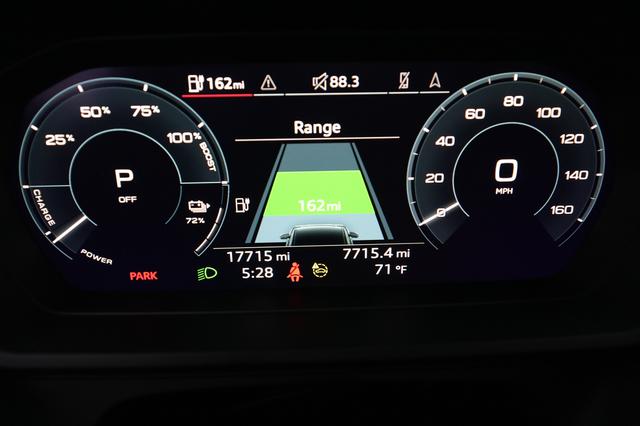 2023 Audi Q4 e-tron — photo 5 of 25