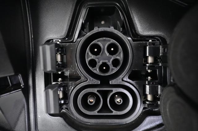 2024 Nissan Ariya — photo 8 of 21