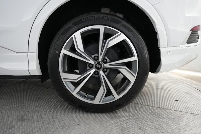 2024 Audi Q4 Sportback e-tron — photo 7 of 20