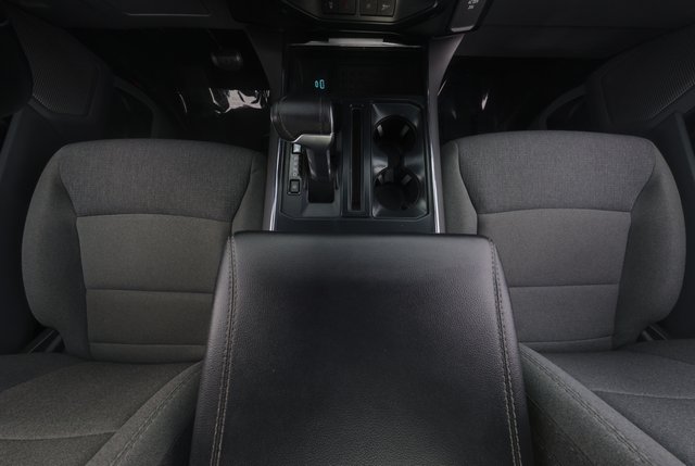 2024 Ford F-150 Lightning — photo 16 of 18