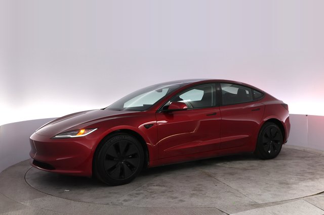 2025 Tesla Model 3 — photo 14 of 22