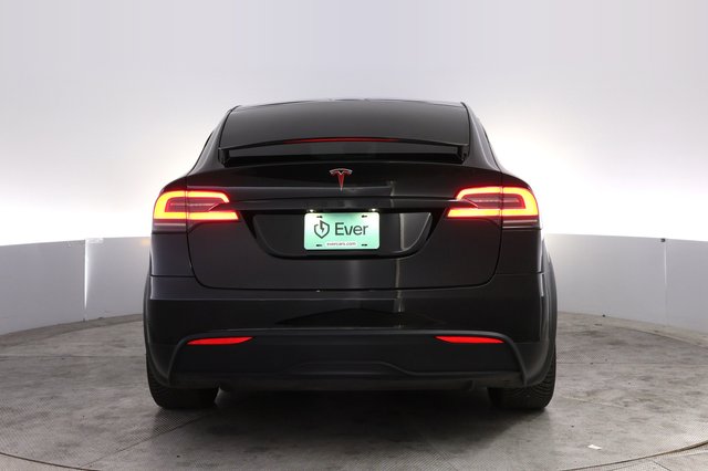 2023 Tesla Model X — photo 12 of 26