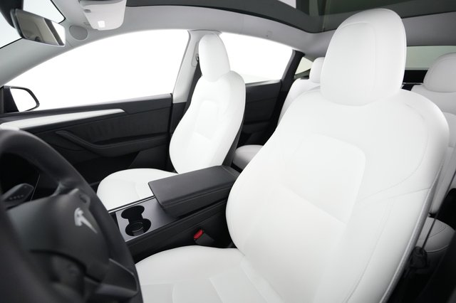 2023 Tesla Model Y — photo 3 of 25