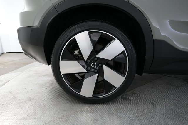 2023 Volvo C40 Recharge — photo 17 of 21