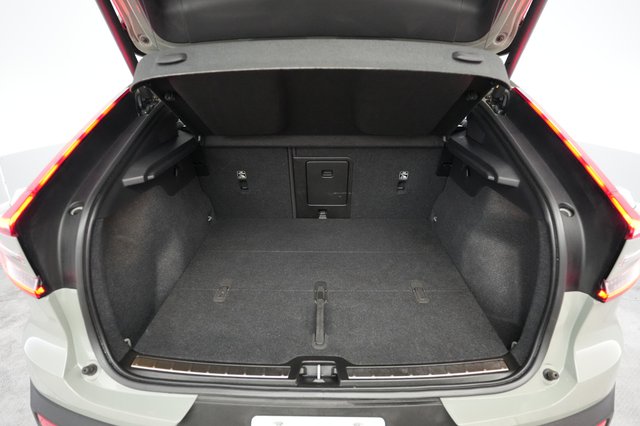 2023 Volvo C40 Recharge — photo 6 of 21