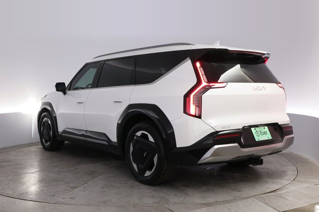 2024 Kia EV9 — photo 13 of 26
