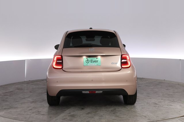 2024 Fiat 500e — photo 12 of 20