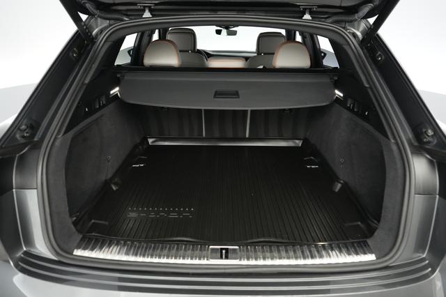 2024 Audi Q8 e-tron — photo 6 of 22