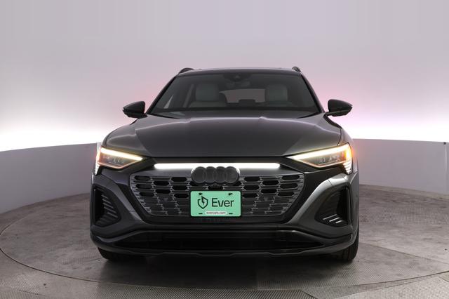 2024 Audi Q8 e-tron — photo 9 of 22