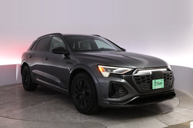 2024 Audi Q8 e-tron — photo 10 of 22