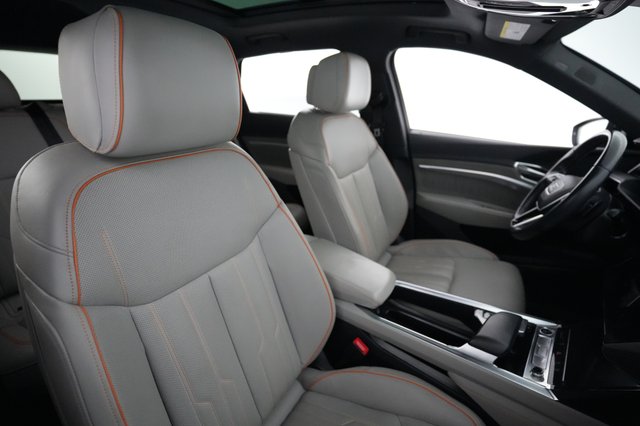 2024 Audi Q8 e-tron — photo 18 of 22