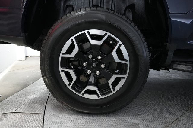 2023 Ford F-150 Lightning — photo 11 of 15