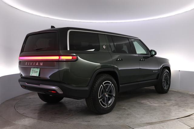 2025 Rivian R1S — photo 2 of 24