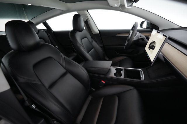 2023 Tesla Model 3 — photo 16 of 22