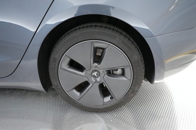2023 Tesla Model 3 — photo 15 of 22