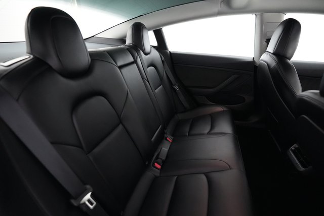 2023 Tesla Model 3 — photo 4 of 22