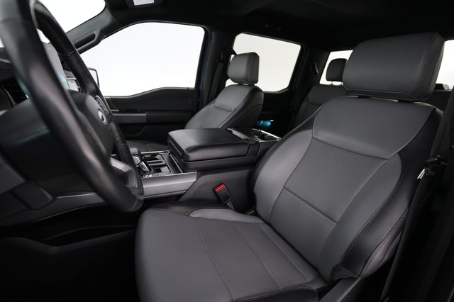 2022 Ford F-150 Lightning — photo 3 of 18