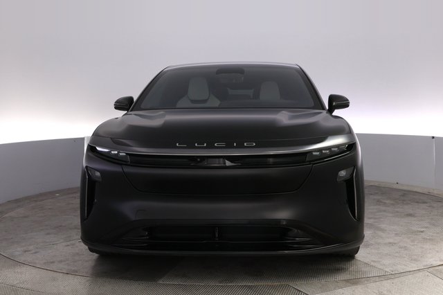 2026 Lucid Gravity — photo 9 of 23