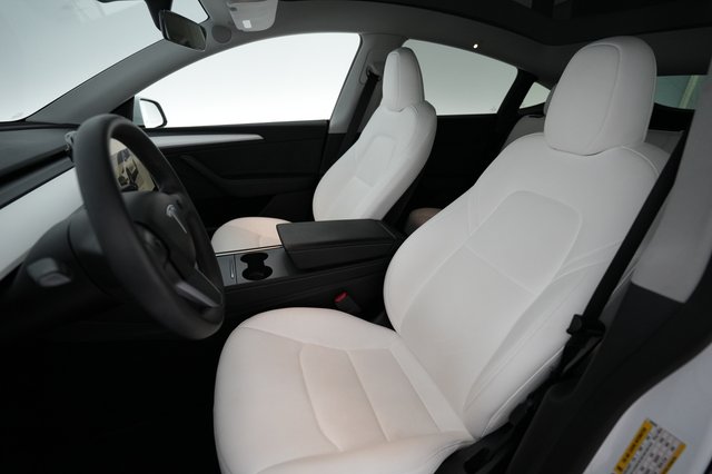2023 Tesla Model Y — photo 3 of 22