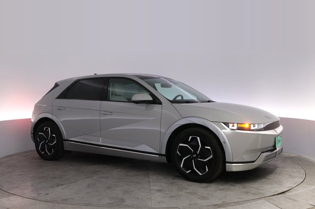 2024 Hyundai IONIQ 5 — photo 11 of 23