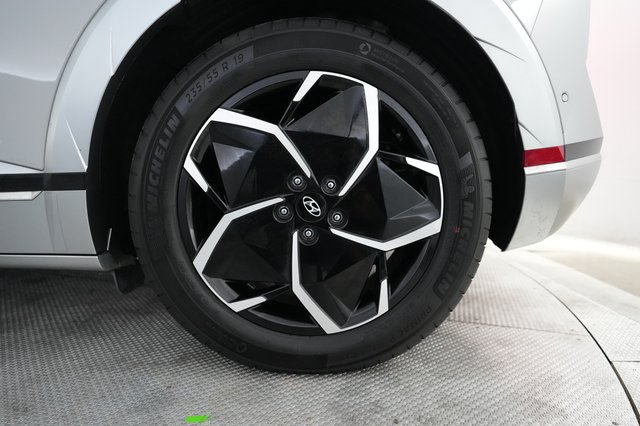 2024 Hyundai IONIQ 5 — photo 7 of 23